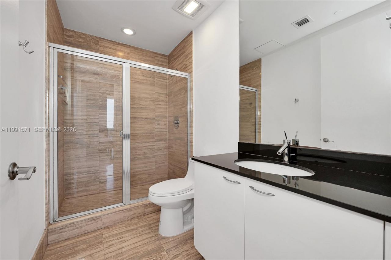 16001 Collins Ave, Unit 1005, Sunny Isles Beach, FL 33160 Photo