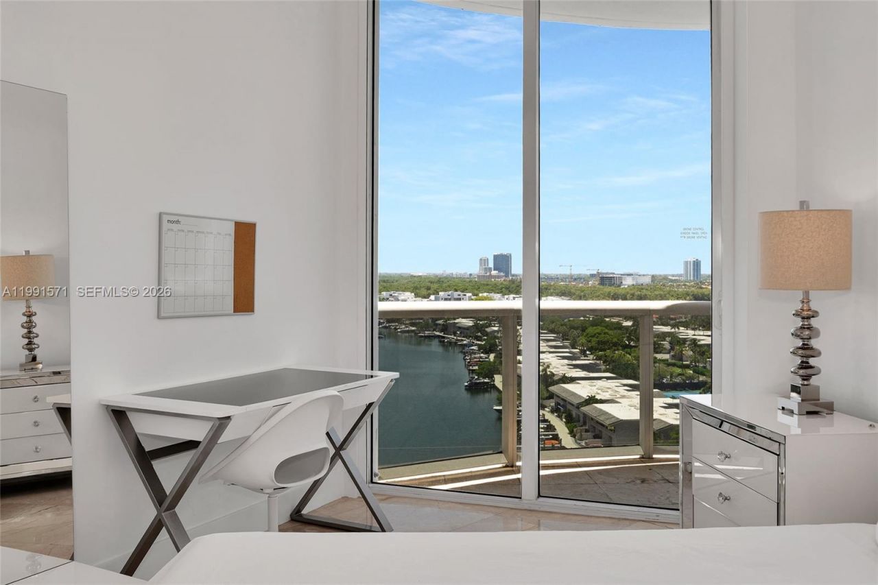 16001 Collins Ave, Unit 1005, Sunny Isles Beach, FL 33160 Photo