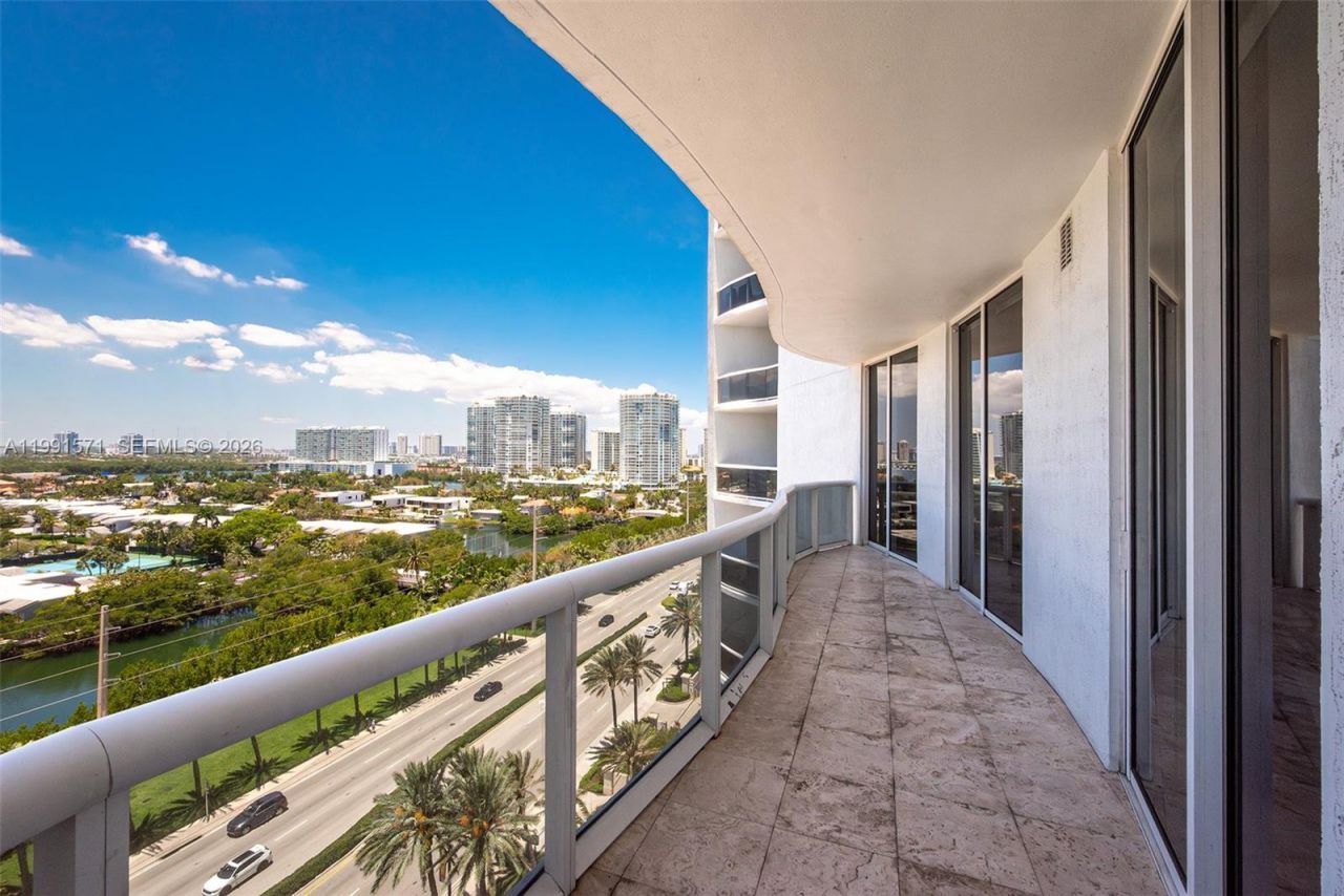 16001 Collins Ave, Unit 1005, Sunny Isles Beach, FL 33160 Photo