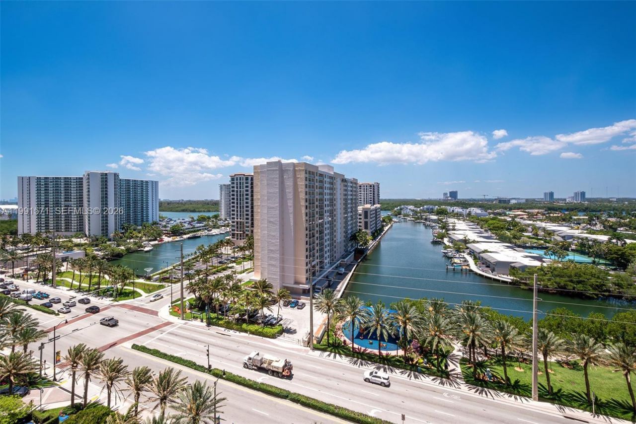 16001 Collins Ave, Unit 1005, Sunny Isles Beach, FL 33160 Photo