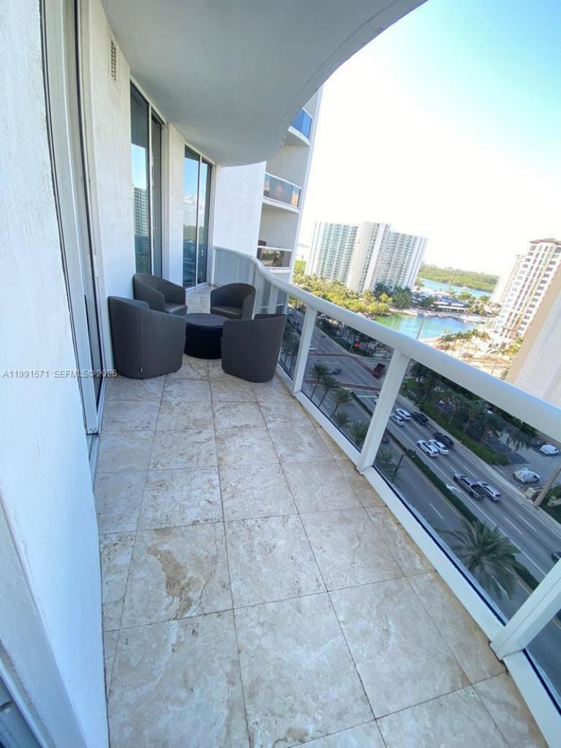 16001 Collins Ave , Unit 1005, Sunny Isles Beach, FL 33160 Photo