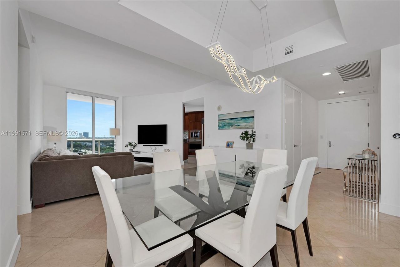 16001 Collins Ave, Unit 1005, Sunny Isles Beach, FL 33160 Photo