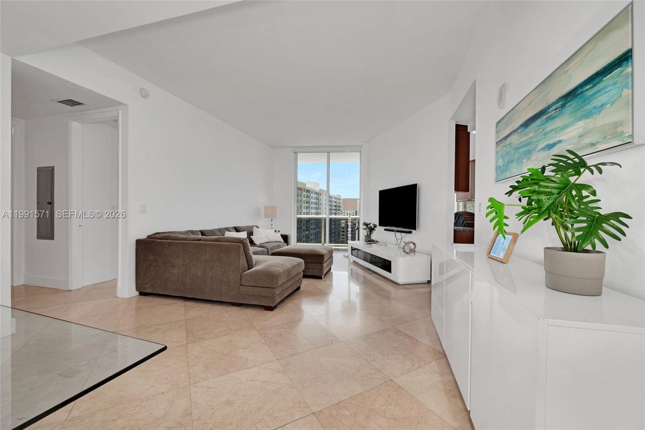 16001 Collins Ave, Unit 1005, Sunny Isles Beach, FL 33160 Photo
