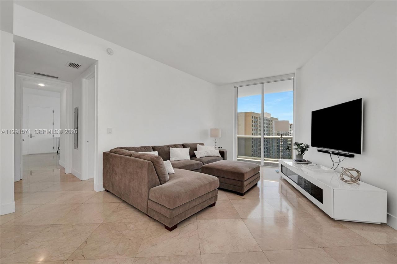 16001 Collins Ave, Unit 1005, Sunny Isles Beach, FL 33160 Photo