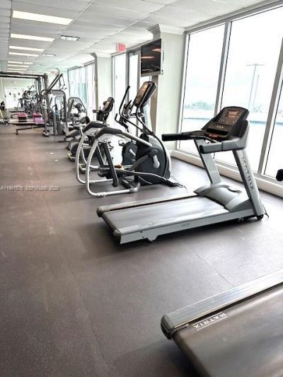 7135 Collins Ave , Unit 625, Miami Beach, FL 33141 Photo