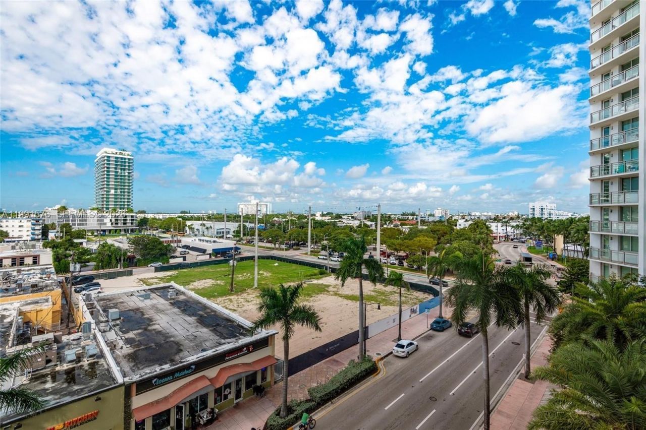 7135 Collins Ave , Unit 625, Miami Beach, FL 33141 Photo