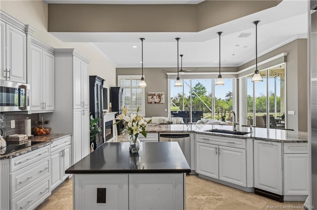 281 SW Hatteras Court, Palm City, FL 34990 Photo