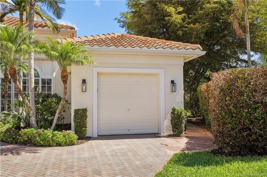 281 SW Hatteras Court, Palm City, FL 34990 Photo