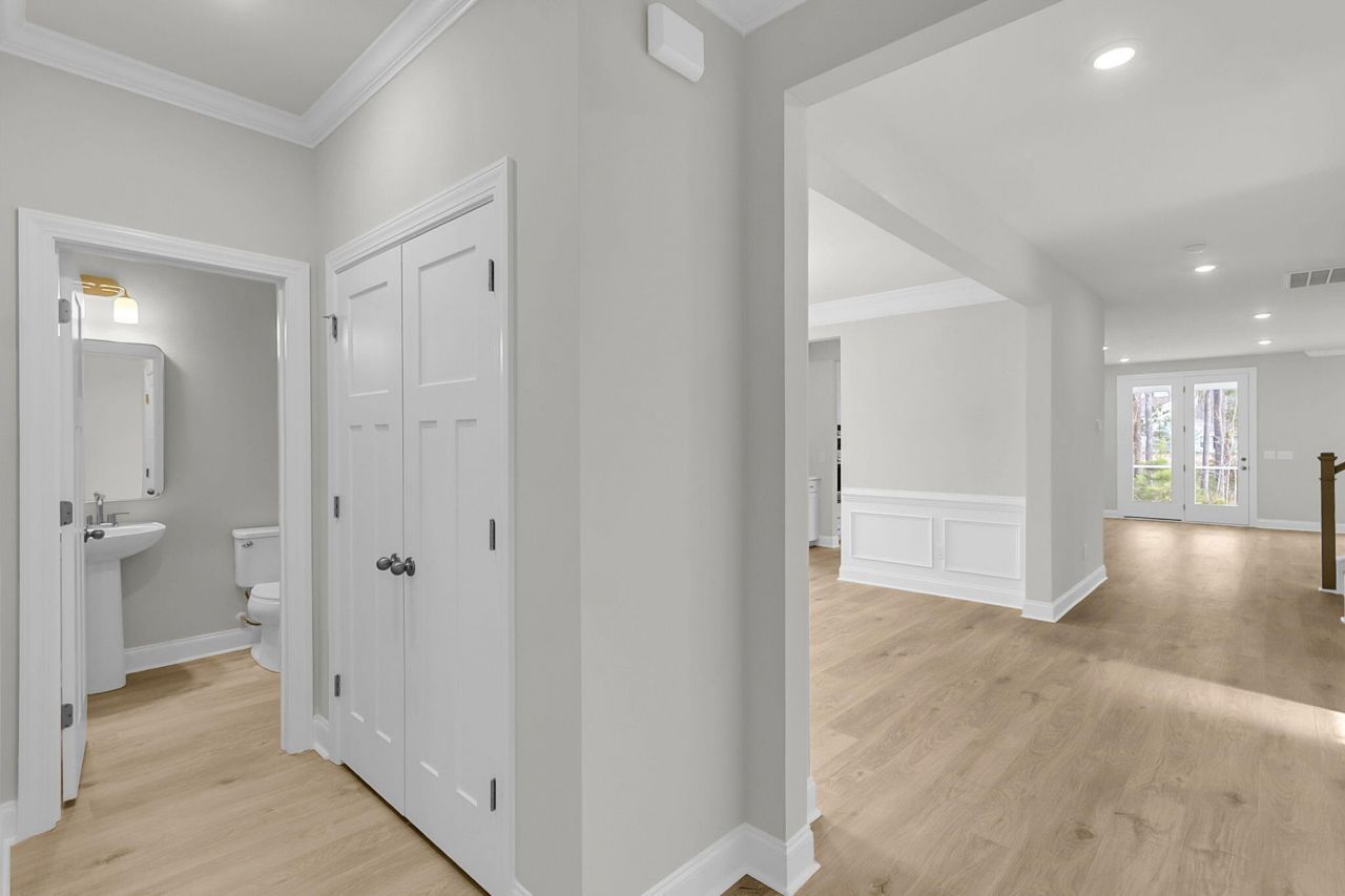 732 Maynard Lane Photo 13