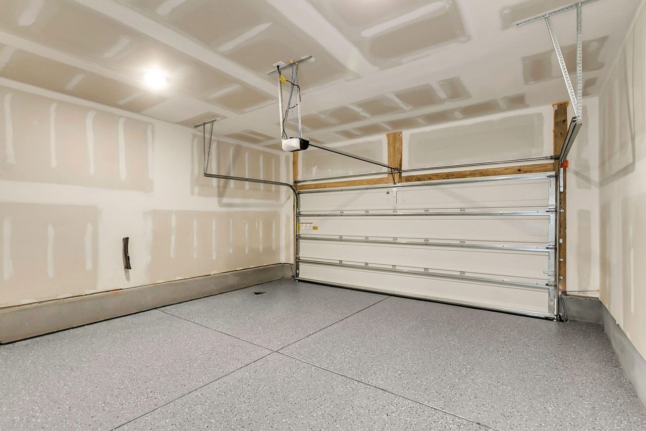 732 Maynard Lane Photo 19