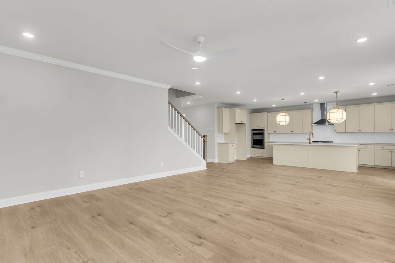 732 Maynard Lane Photo 35