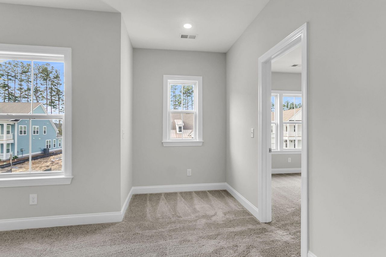 732 Maynard Lane Photo 44