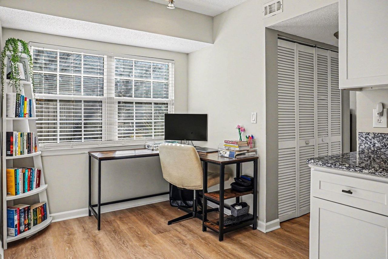 1752 Parc Vue Photo 12