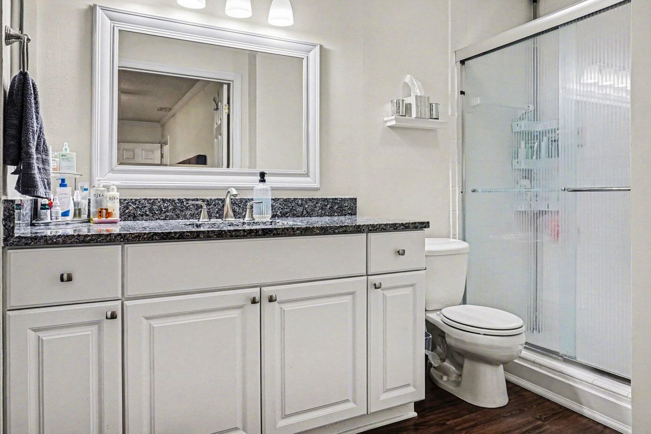 1752 Parc Vue Photo 18