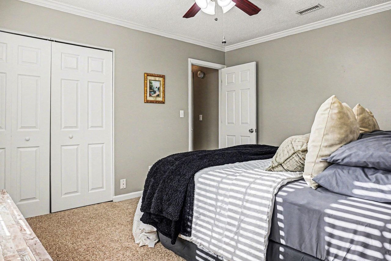 1752 Parc Vue Photo 20