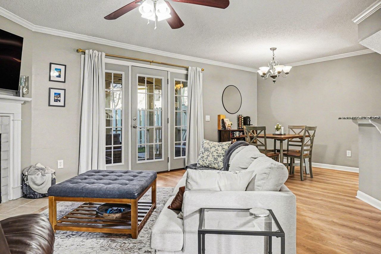 1752 Parc Vue Photo 8