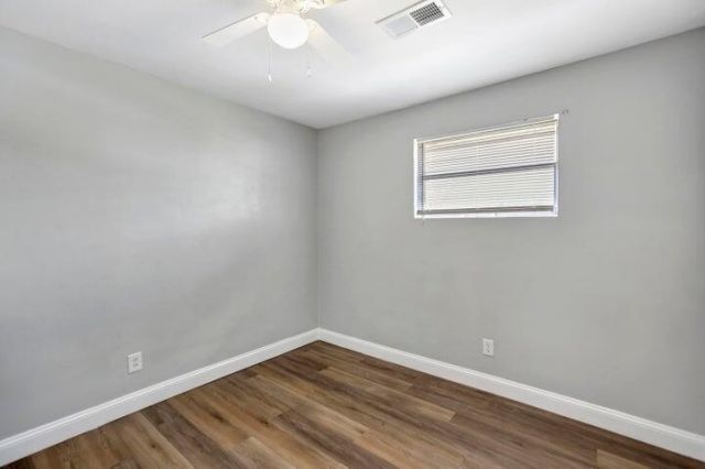 1635 Memminger Avenue Photo 5