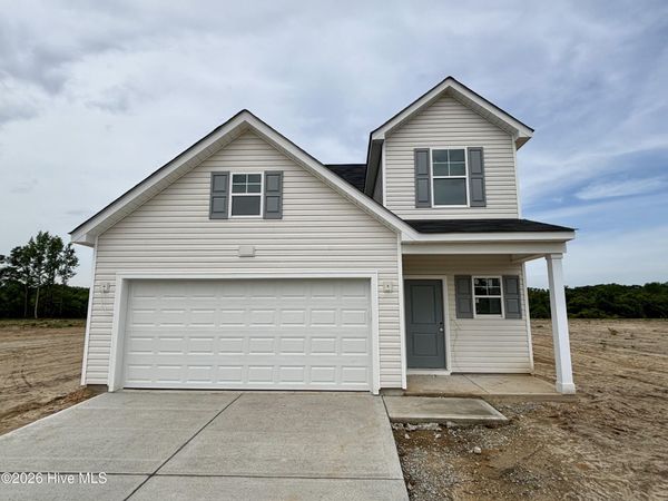 207 Hallwood Drive, Pikeville, NC 27863