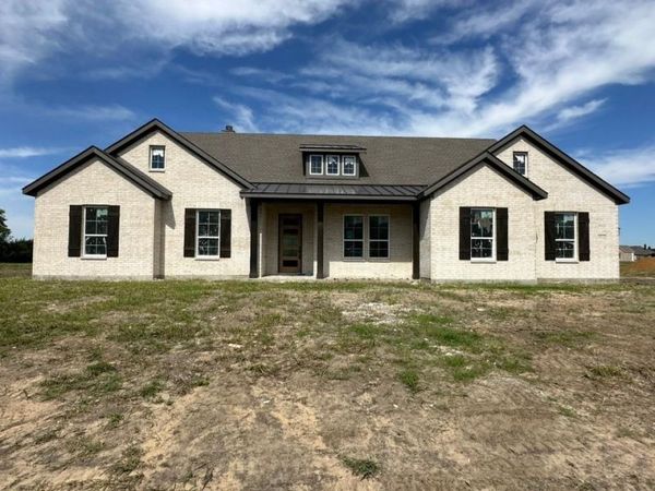 1512 County Road 4910, Leonard, TX 75452