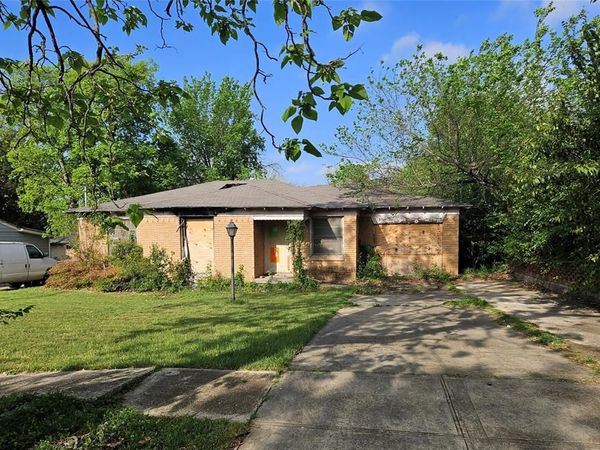 4607 S Ewing, Dallas, TX 75216