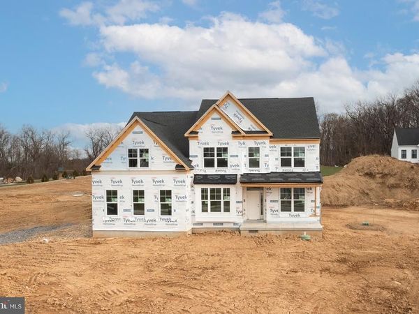 5125 MAPLE RIDGE WAY , EMMAUS, PA 18049
