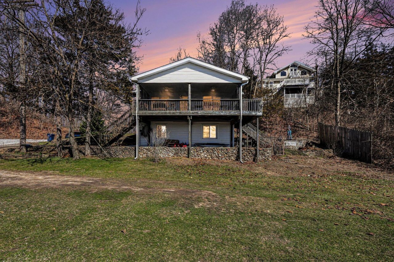 5884 Rays Drive, Onsted, MI 49265 Main Photo