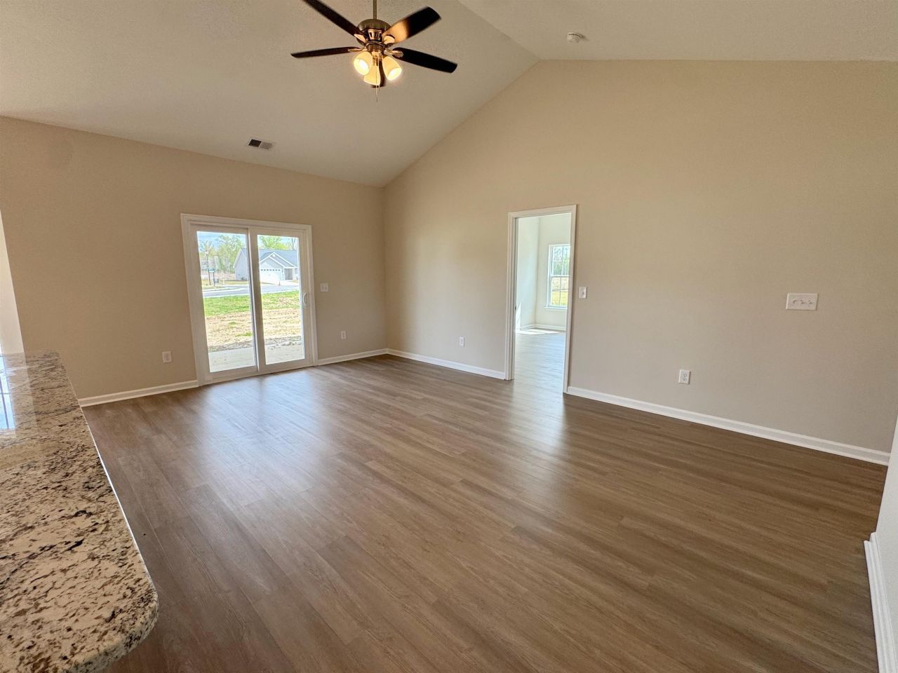 135 Springtide Dr. Photo 11