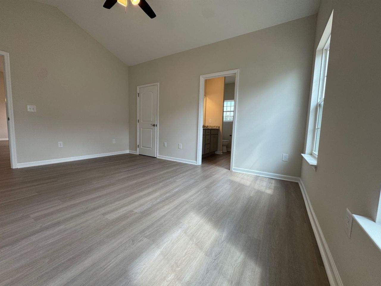 135 Springtide Dr. Photo 12