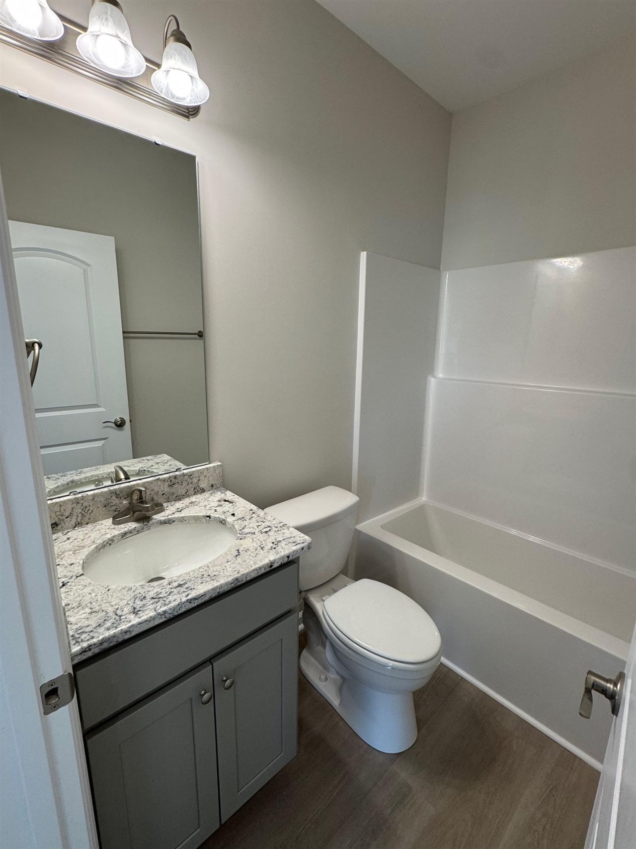 135 Springtide Dr. Photo 14