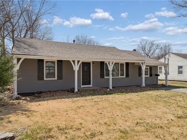 1113 E Cedar Street, Olathe, KS 66061