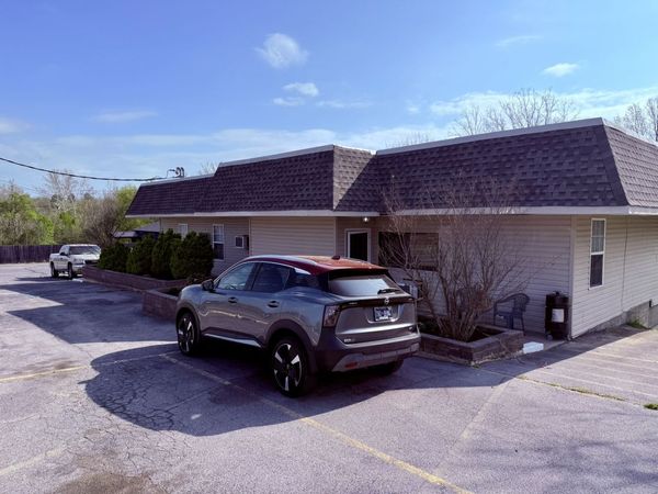 1815 S Cannon Blvd , Shelbyville, TN 37160