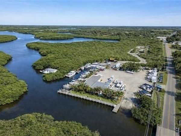 6817 Bayshore Road Road, Palmetto, FL 34221