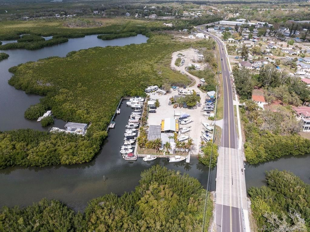 6817 Bayshore Road, Palmetto, FL 34221 Photo