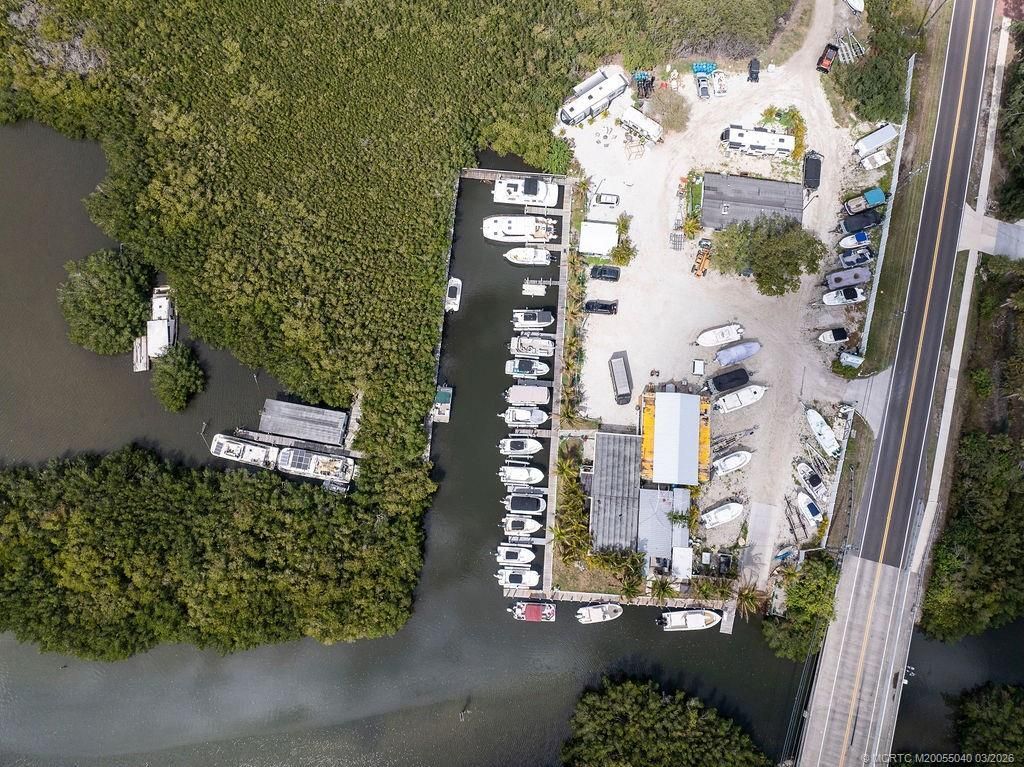 6817 Bayshore Road, Palmetto, FL 34221 Photo