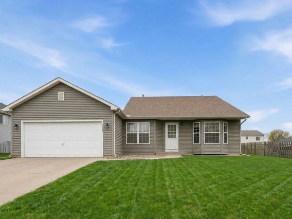 3708 Pebble Creek , McHenry, IL 60050