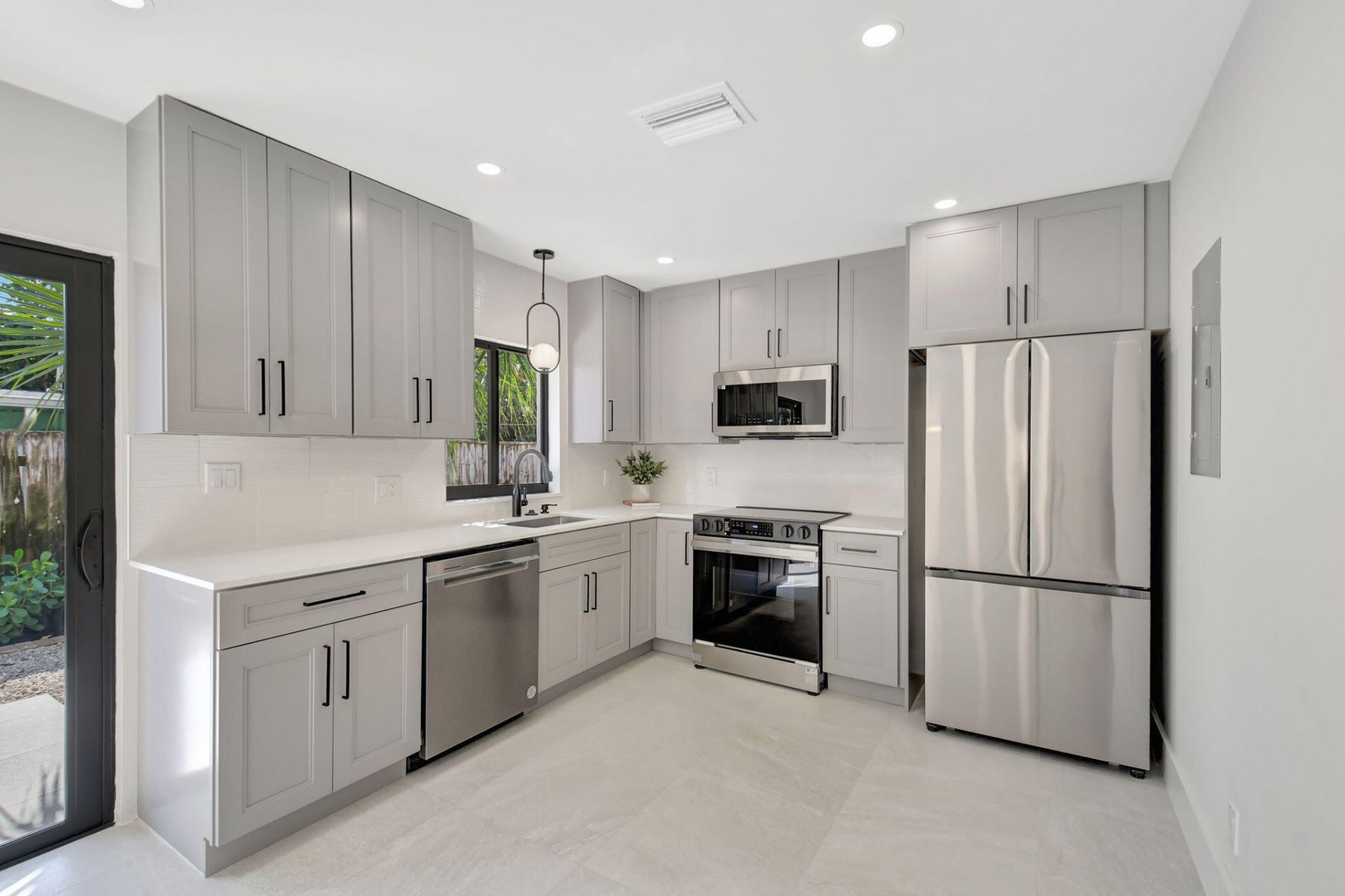 2894 Florida Boulevard, Delray Beach, FL 33483 Photo