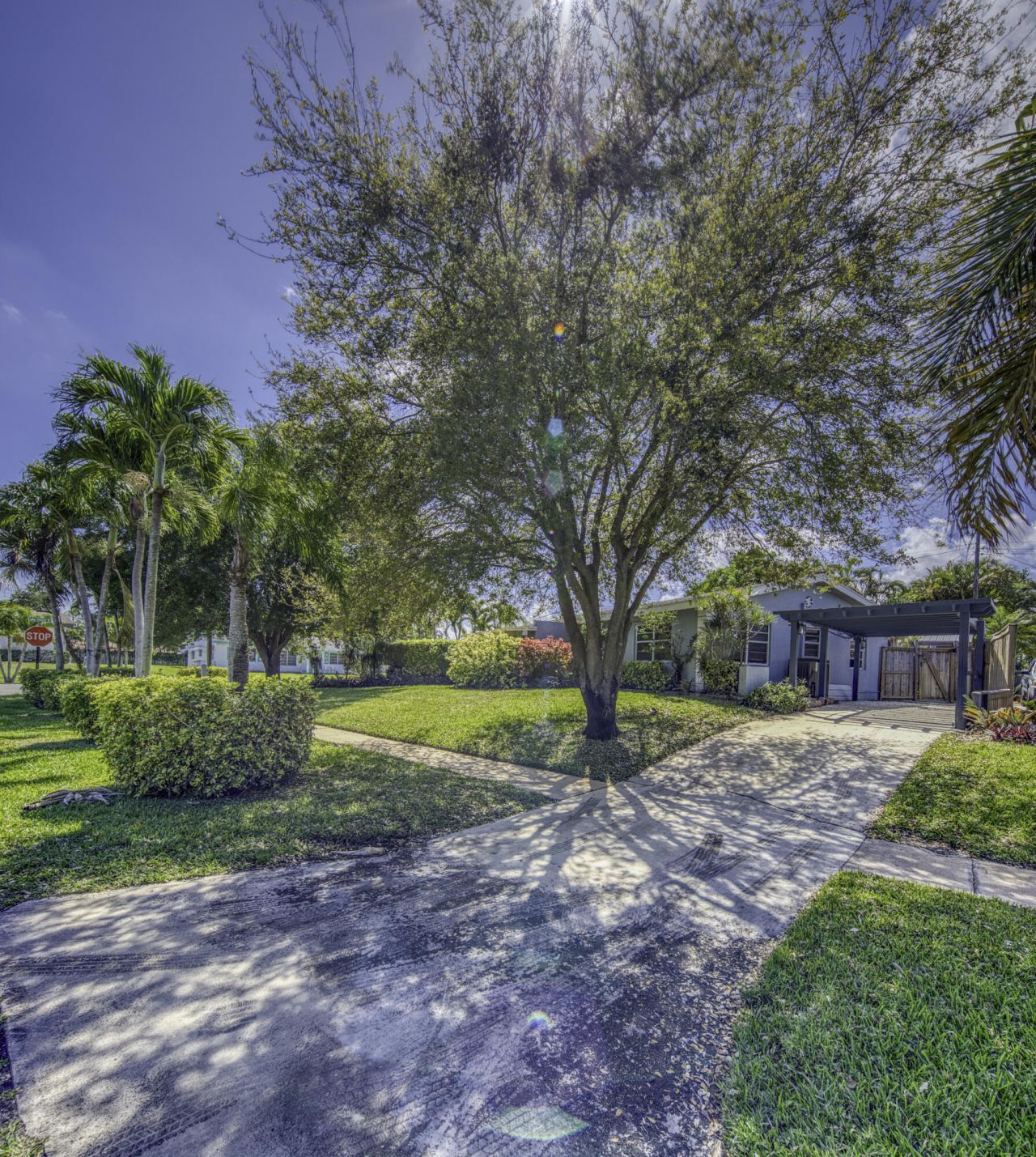 1328 Lake Victoria Drive, Lake Worth Beach, FL 33461 Photo