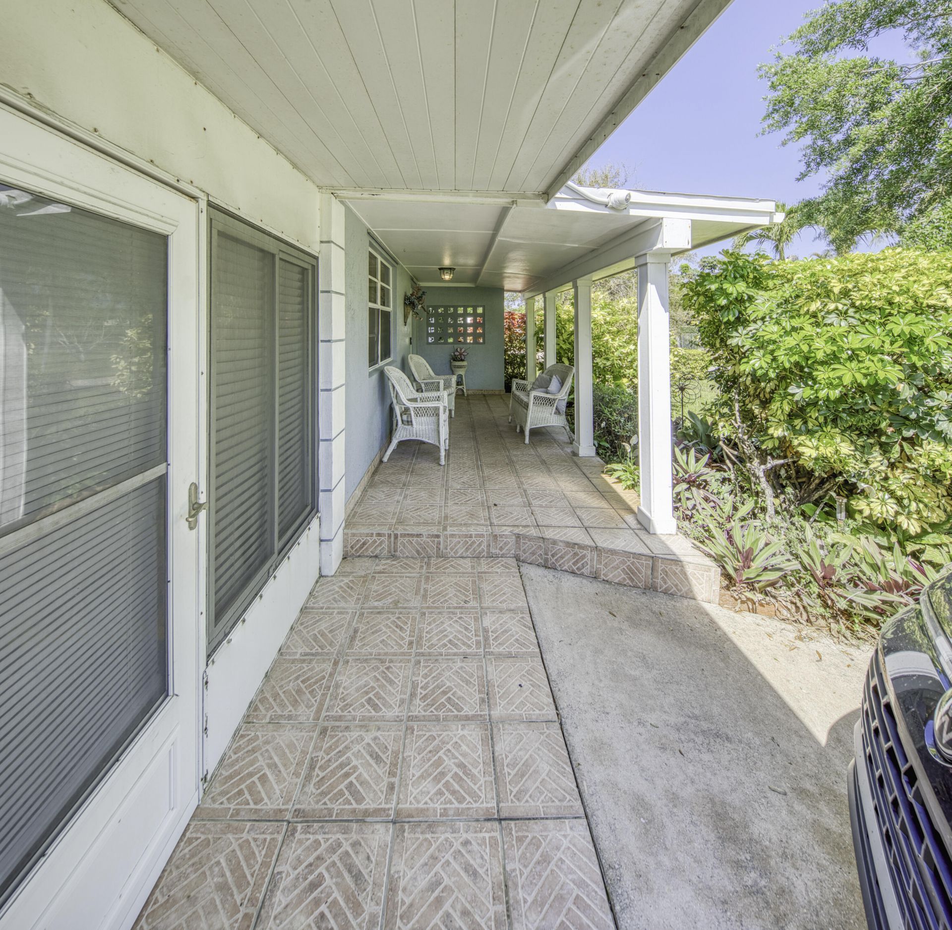 1328 Lake Victoria Drive, Lake Worth Beach, FL 33461 Photo