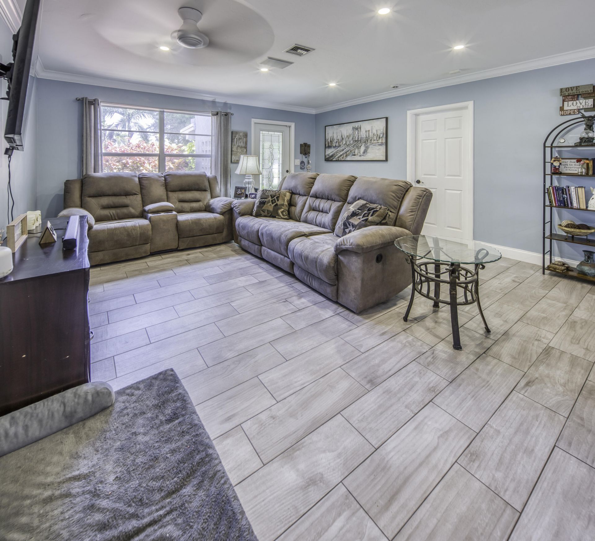 1328 Lake Victoria Drive, Lake Worth Beach, FL 33461 Photo