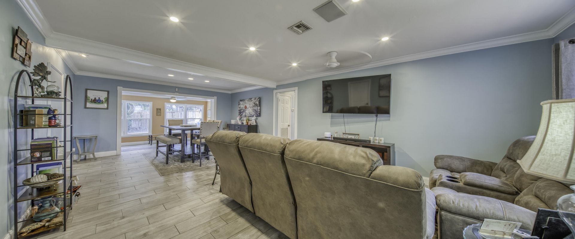 1328 Lake Victoria Drive, Lake Worth Beach, FL 33461 Photo