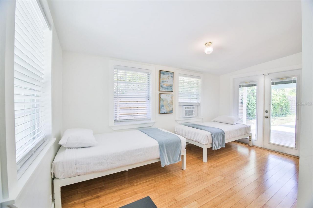 2181 Hyde Park Street , Sarasota, FL 34239 Photo