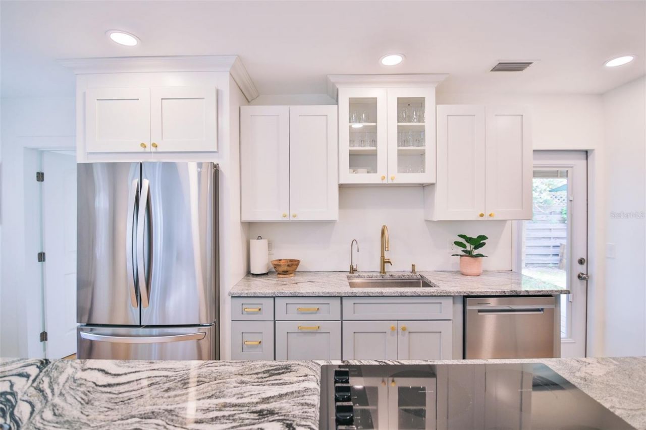 2181 Hyde Park Street , Sarasota, FL 34239 Photo