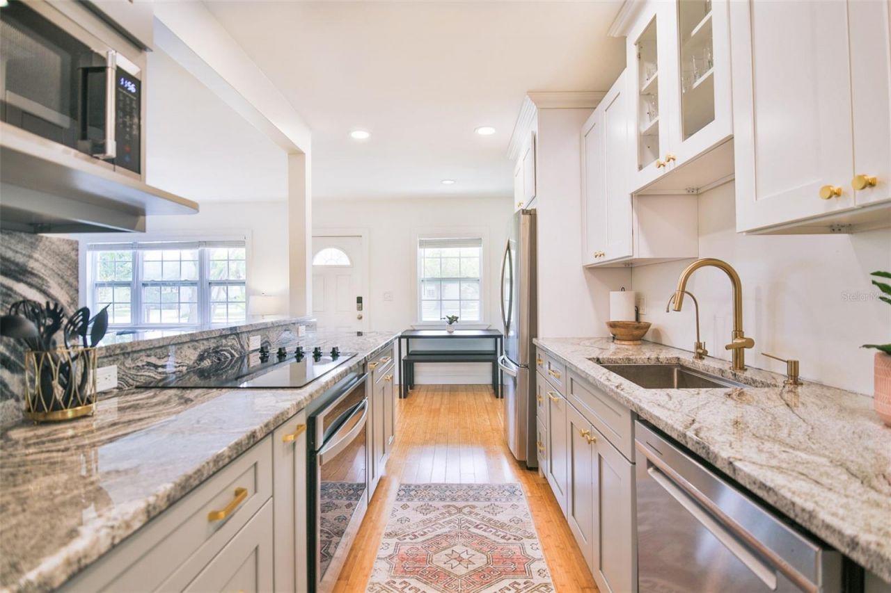 2181 Hyde Park Street , Sarasota, FL 34239 Photo