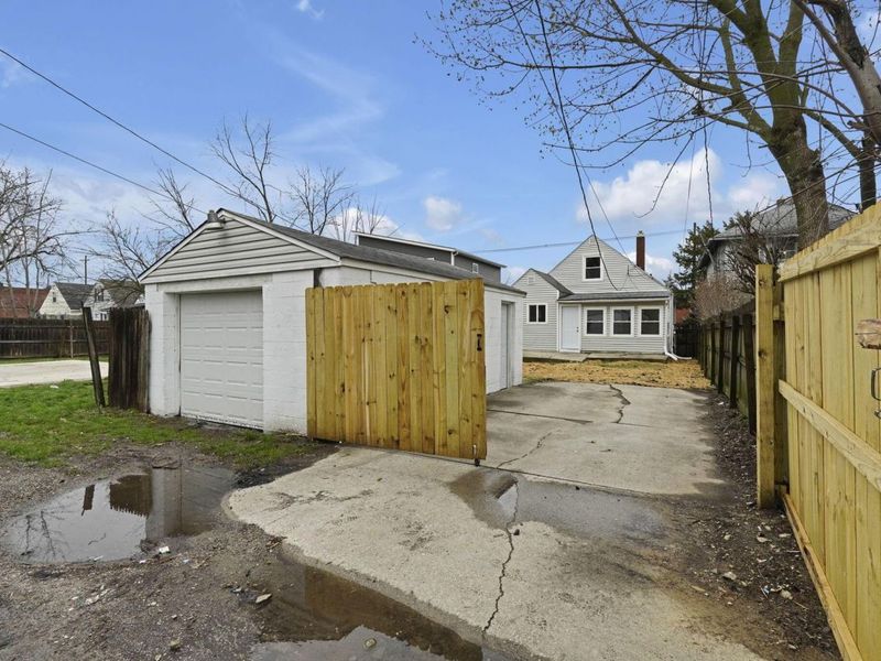 227 S Hague Avenue , Columbus, OH 43204 Photo 22