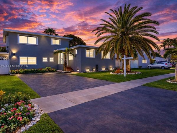 1715 SW 84th Ave , Miami, FL 33155