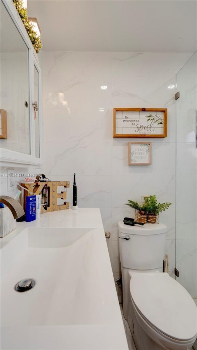 1715 SW 84th Ave , Miami, FL 33155 Photo