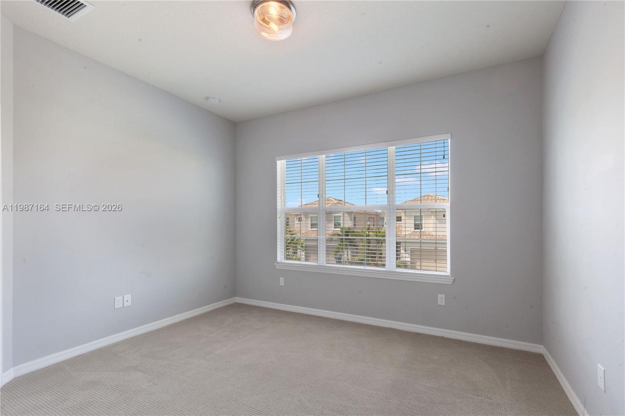 1101 Banyan Dr, Hollywood, FL 33021 Photo