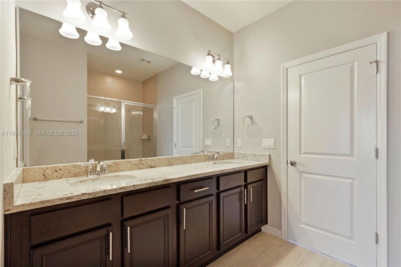 1101 Banyan Dr, Hollywood, FL 33021 Photo