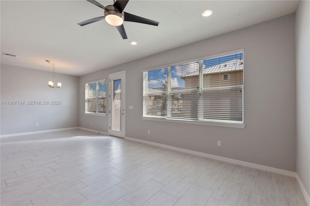 1101 Banyan Dr, Hollywood, FL 33021 Photo