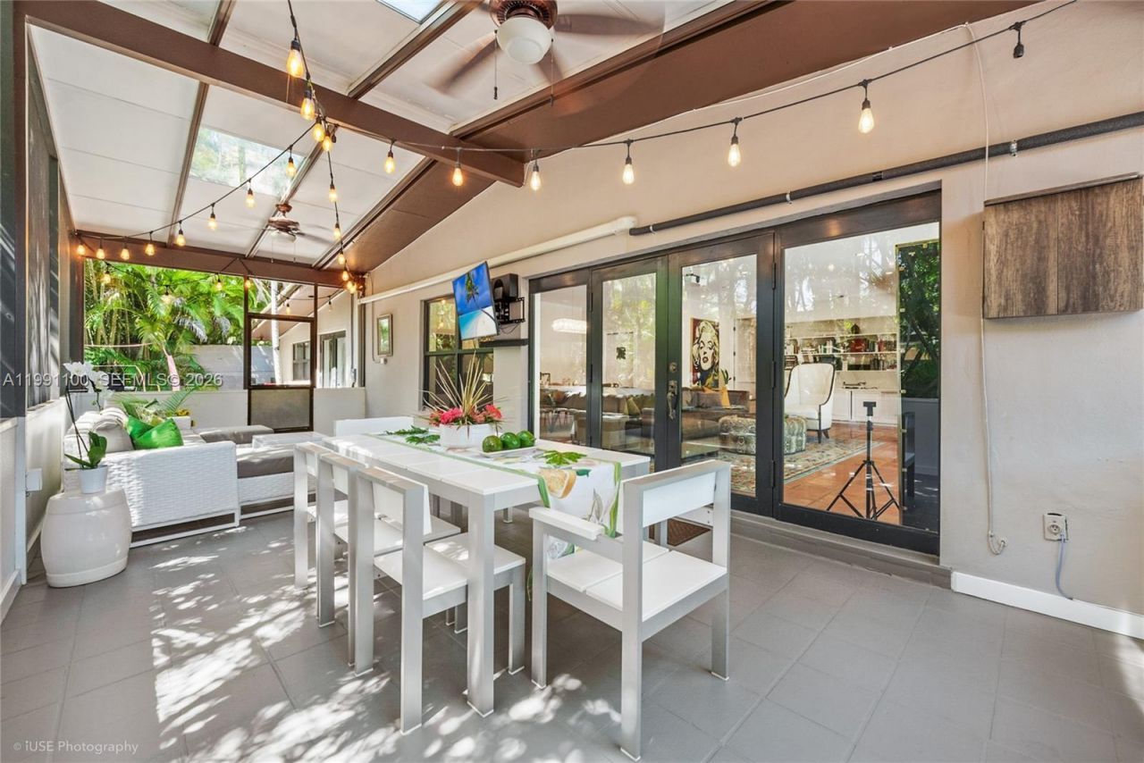 3620 Battersea Rd, Miami, FL 33133 Photo